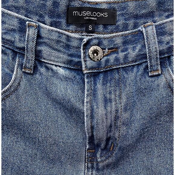 MUSELOOKS High Rise Distressed Raw Hem Cropped Jeans, Size Small - Picture 7 of 14